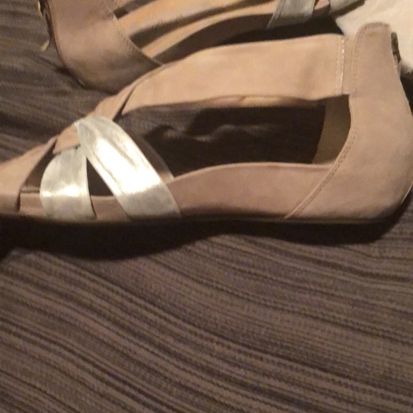 Shoes - Picture 8 of 8